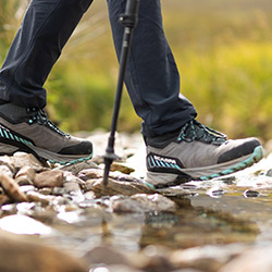 Chaussures petite et moyenne randonnée