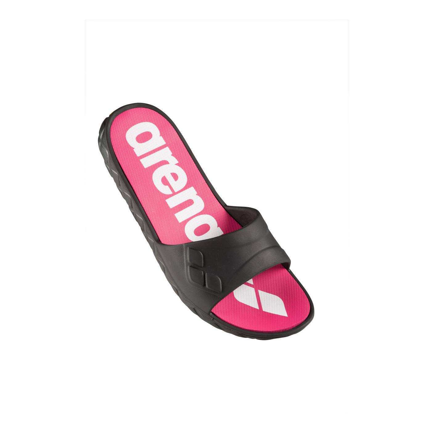 Arena Watergrip Noir 37 