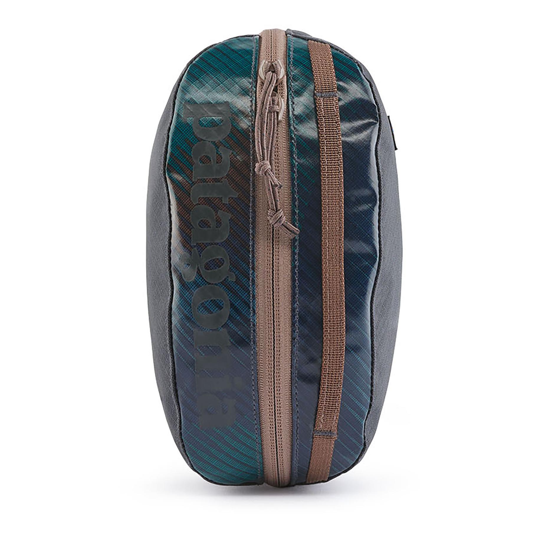 Patagonia Black Hole Cube - Small Bleu foncé 