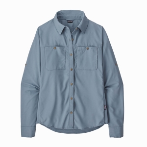 Patagonia Long Sleeve Self Guided Hike Shirt Frau Blau