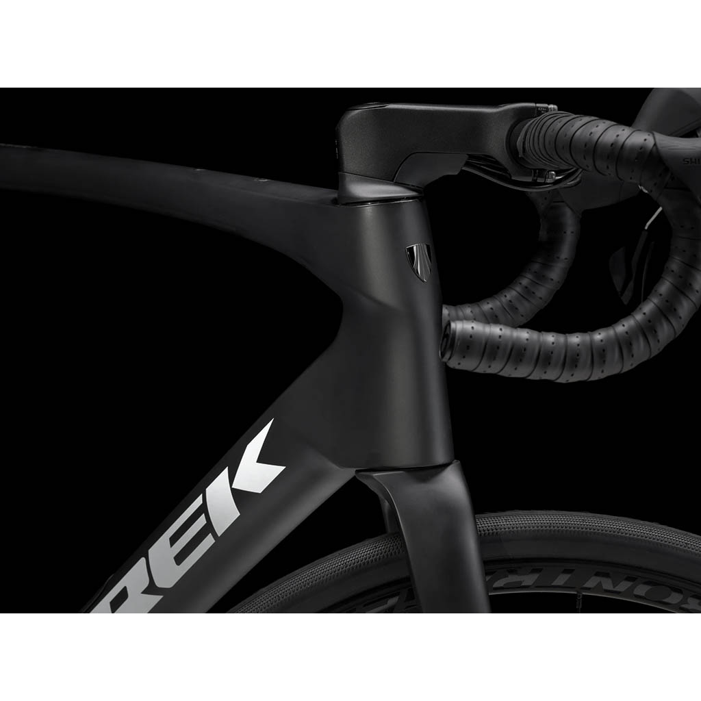 Trek Domane SL Gen Negra: Bicicleta de carretera modelo mixto