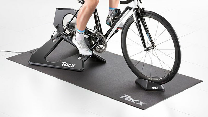 TACX Tapis d'entrainement pour Home trainer BLACKTRACK